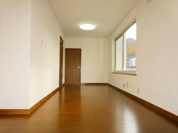 Non-living room. 2 Kaiyoshitsu 9 Pledge