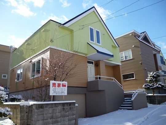 Local appearance photo