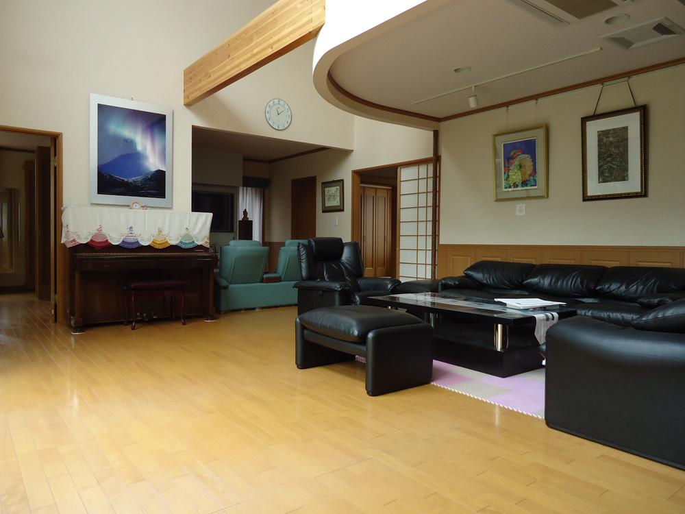 Living. Indoor (July 2013) Shooting