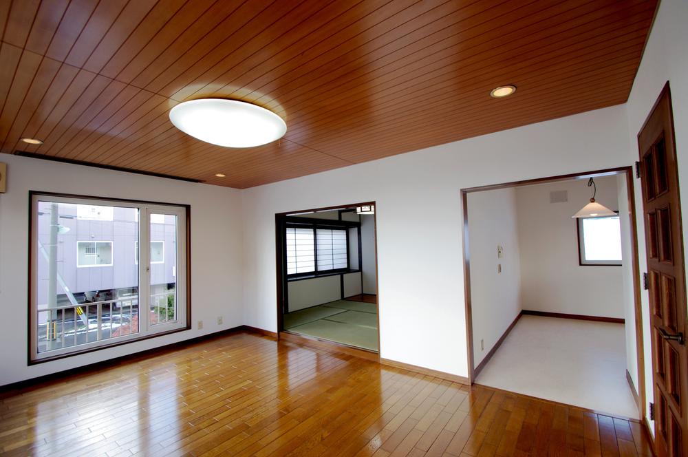 Living. Living 11.0 Pledge