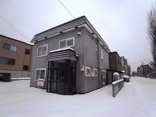 Local appearance photo