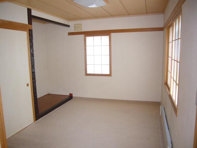 Non-living room. First floor Japanese-style room