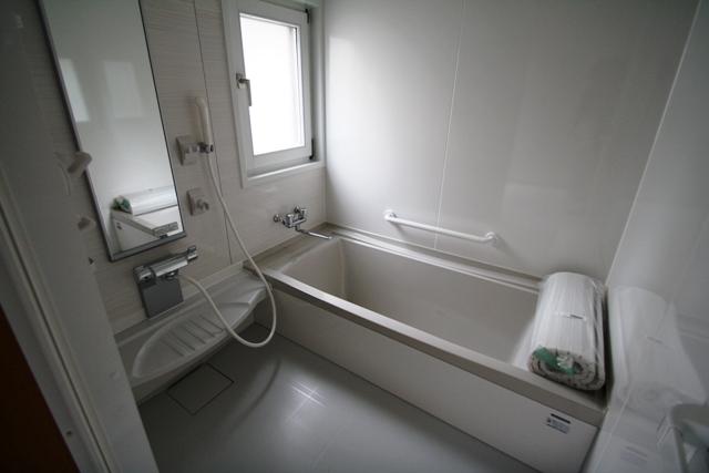 Bathroom. Indoor (10 May 2013) Shooting