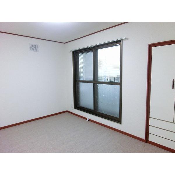 Non-living room. Second floor Western-style 6 Pledge