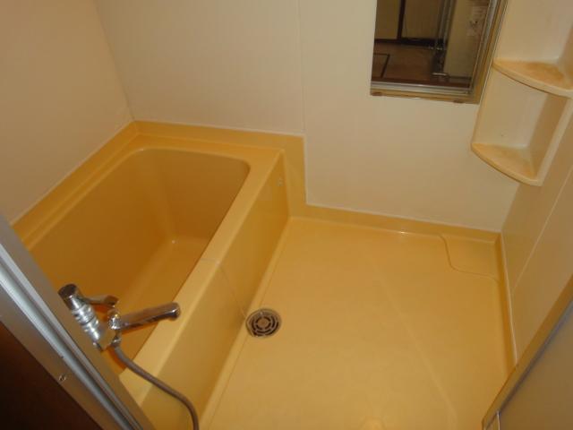 Bathroom. Indoor (July 2013) Shooting