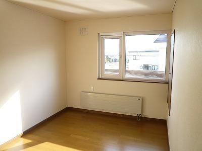 Non-living room. 2 Kaiyoshitsu