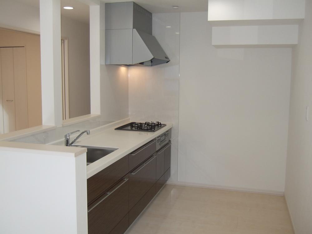 Kitchen. Room (August 2013) Shooting