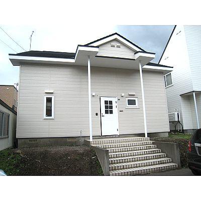 Local appearance photo. Local (10 May 2013) Shooting