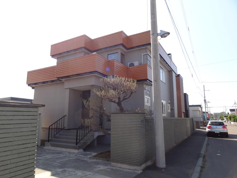 Local appearance photo. Local (June 2013) Shooting