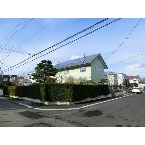 Local appearance photo