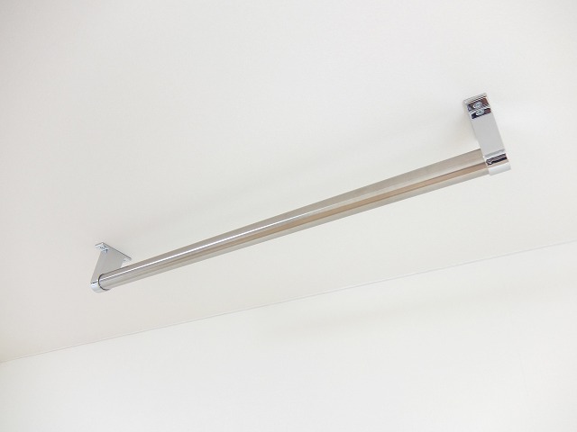 Other Equipment. Convenient clothes and some ☆