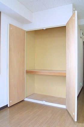 Receipt. Firmly storage type