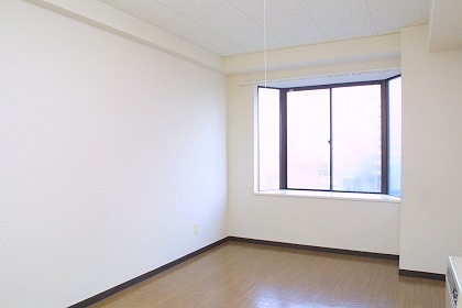 Living and room. Already the room renovation