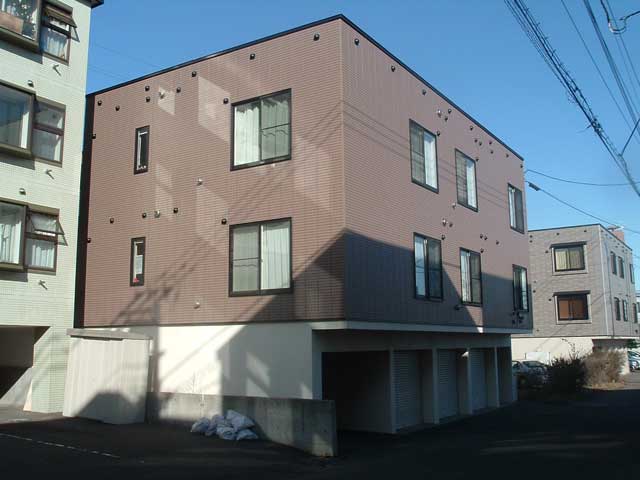 Building appearance. Environment favorable in Koenmae