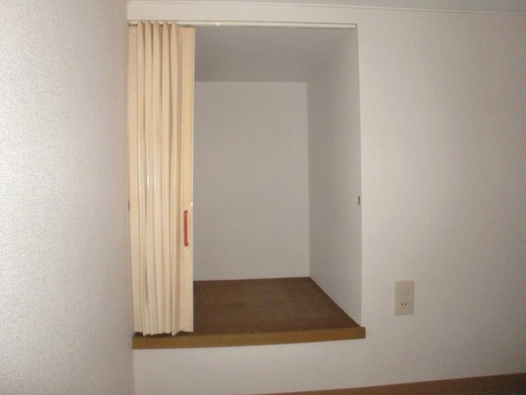 Other room space