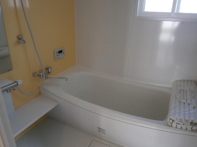 Bathroom. Indoor (March 2013) Shooting