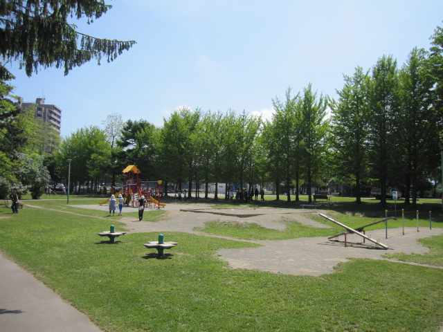 park. 258m to Peace Park (park)