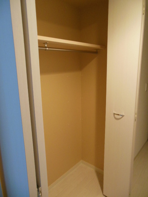 Receipt. Photo is a thing of the second floor of the same type.