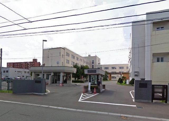 Hospital. 1062m to the Self-Defense Forces Sapporo Hospital (Hospital)