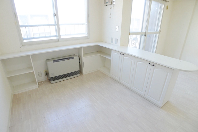 Living and room. Living