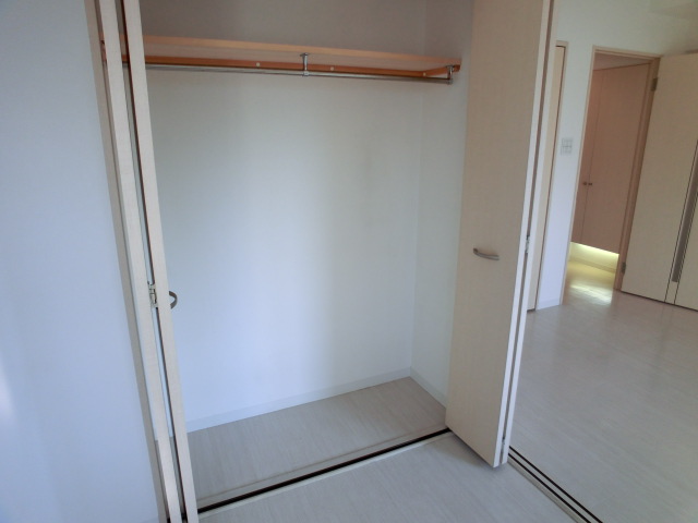 Receipt. Storage closet is also spread