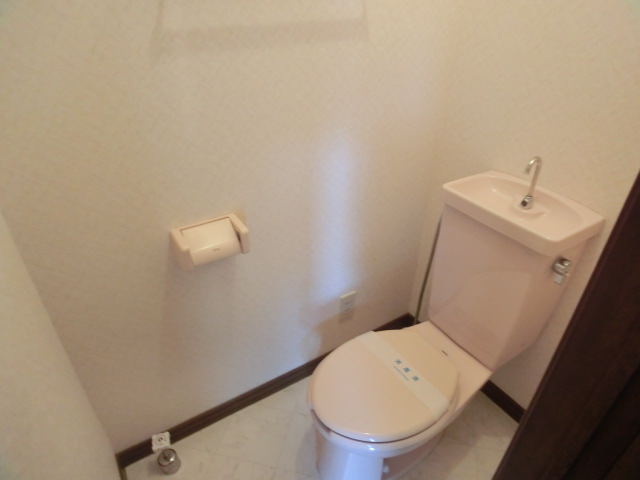 Toilet. Space of peace!