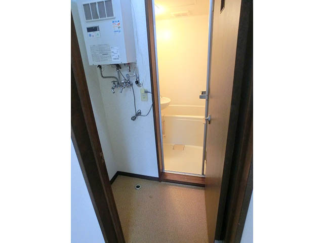 Washroom. Dressing room