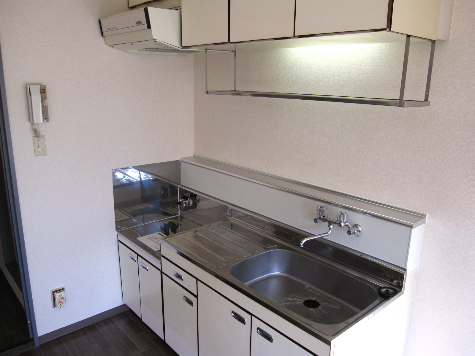 Kitchen. Easy-to-use kitchen! 