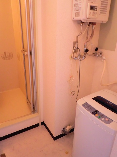 Washroom. It comes with neatly also dressing room! 