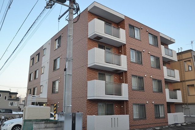 Building appearance.  ■ Stylish appearance in the designer specification