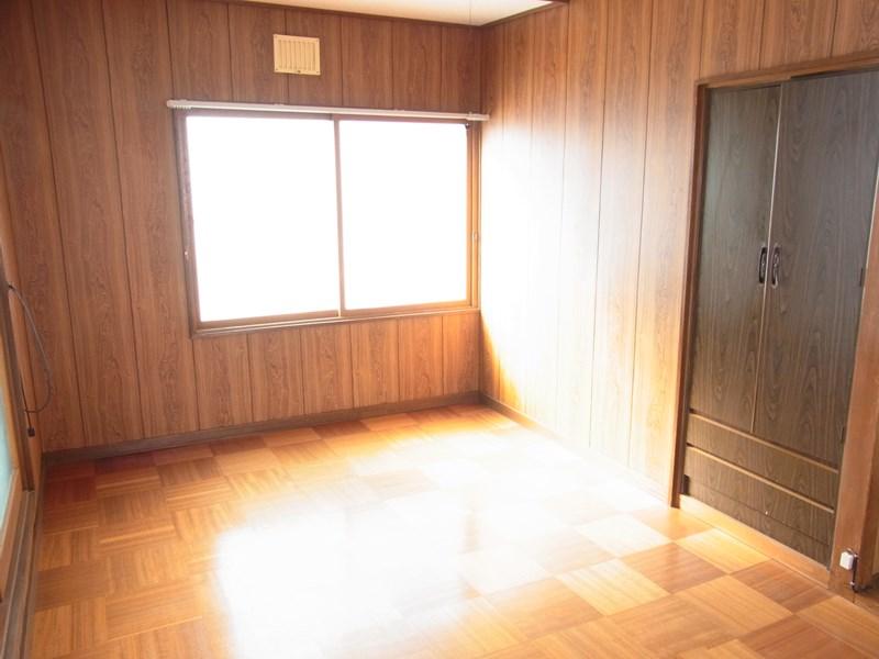 Non-living room. Indoor shooting