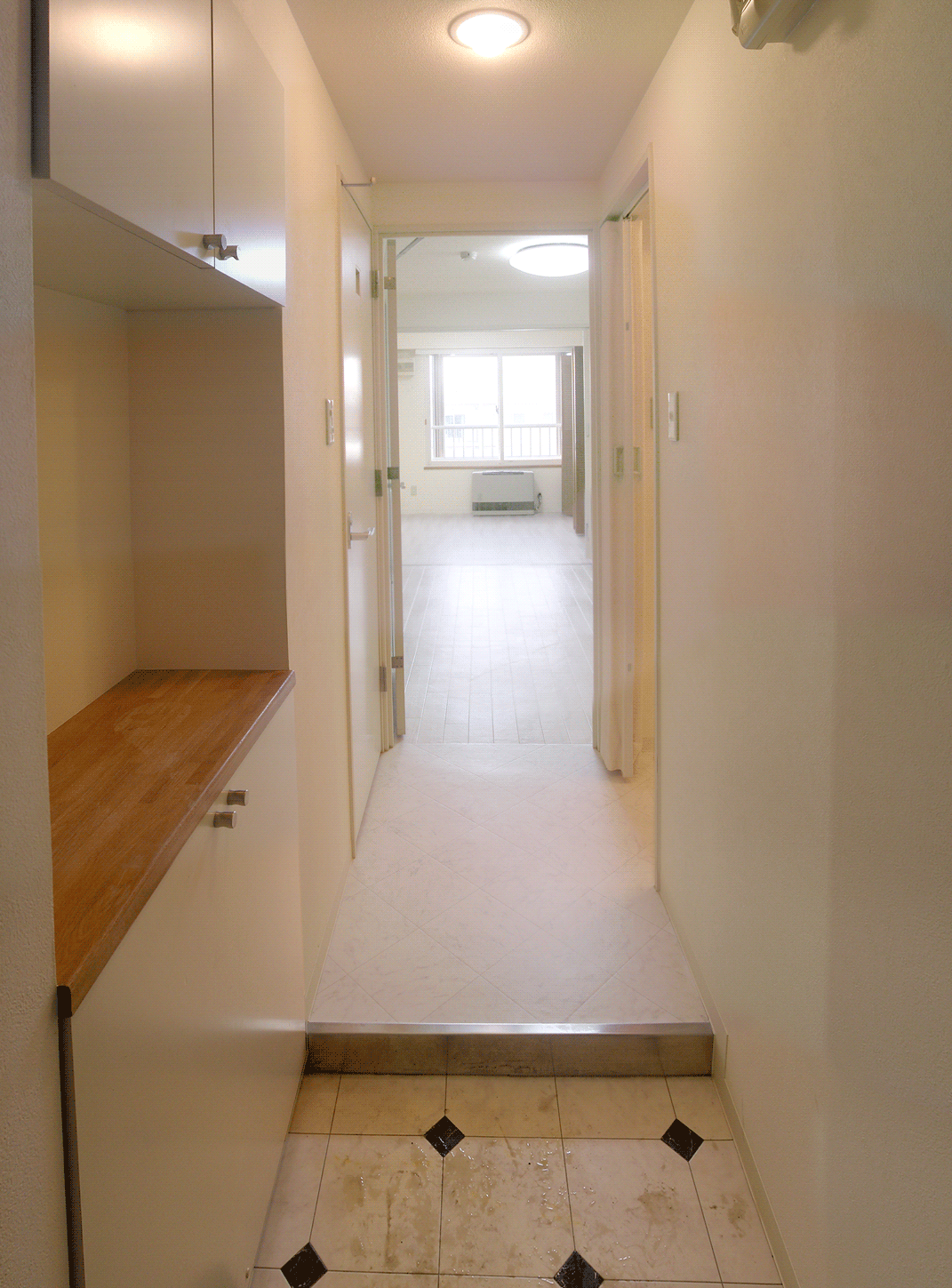 Sapporo, Hokkaido Toyohira-ku Hiragishiichijo 18