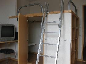 Other. Storage space under the bet