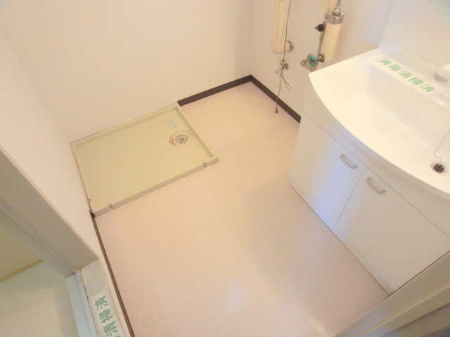 Washroom. Indoor photos are separate in Room.