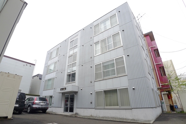 Building appearance. appearance