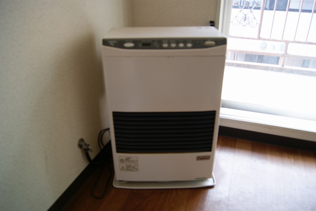 Other Equipment. Kerosene stove