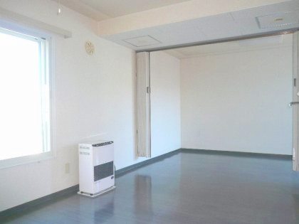 Other room space. Living is