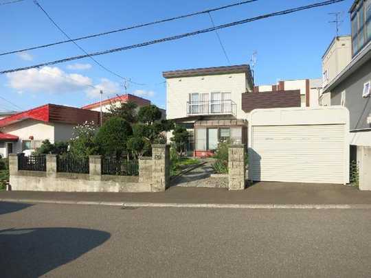 Local appearance photo