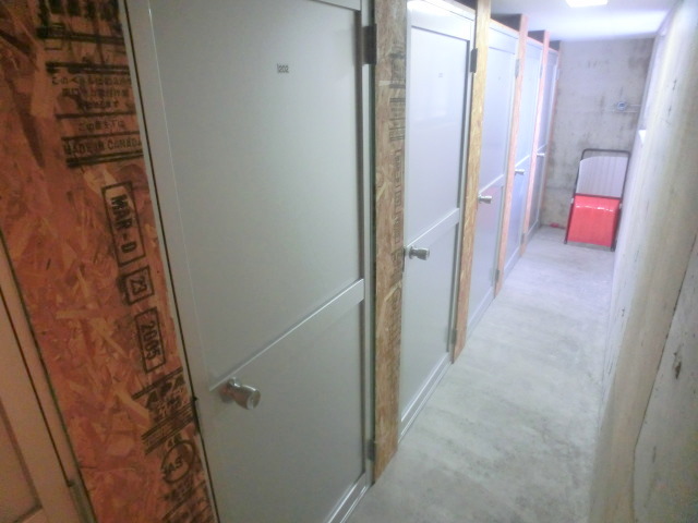 Other Equipment. There and useful trunk room! 