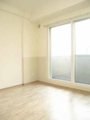 Other room space. Sunny floor plan in the corner room ☆