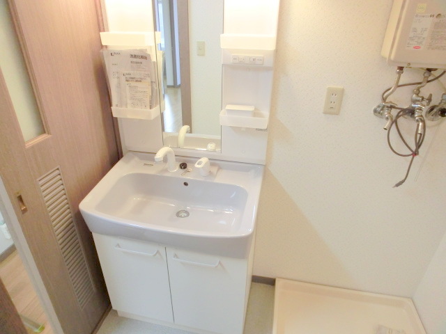 Washroom. Shampoo dresser equipped ☆