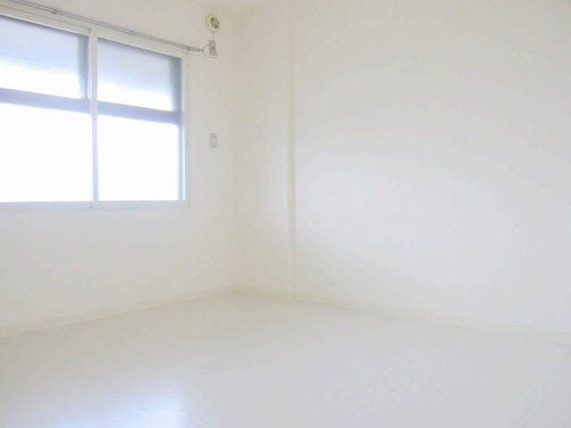 Living and room. Because of free will, All is a picture of a different, Room of the same type.