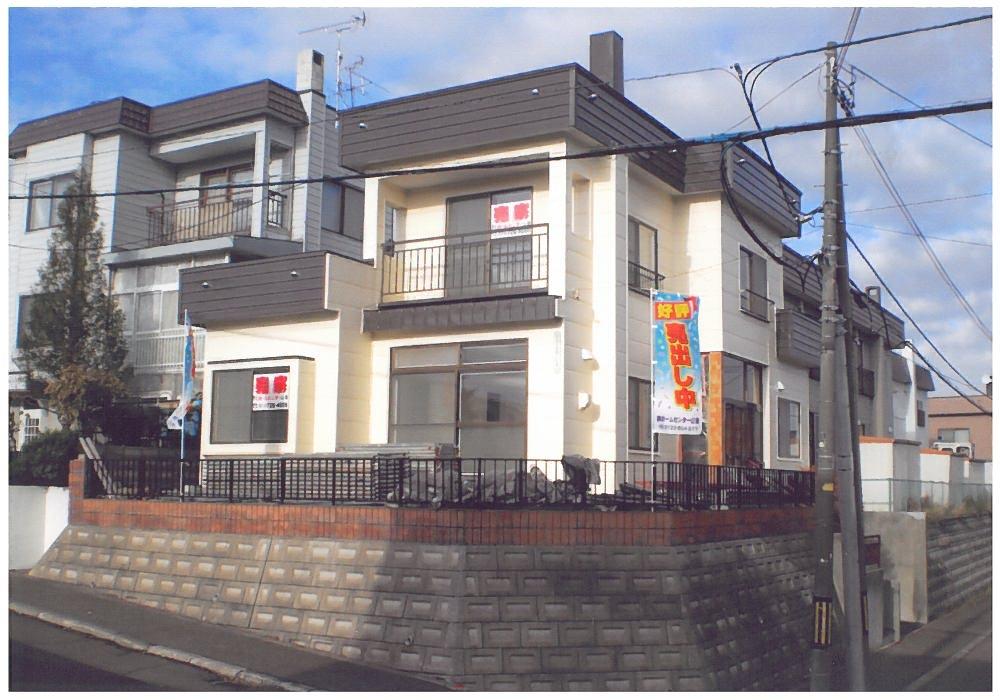 Local appearance photo