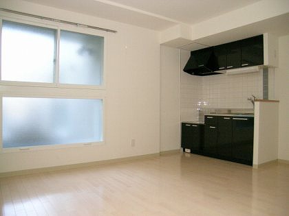 Living and room. Rooms are clean, which is unified with white