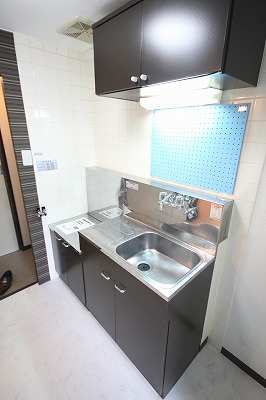 Kitchen. The room is a separate and independent kitchen