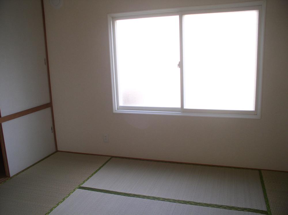 Non-living room. Second floor of the Japanese-style room