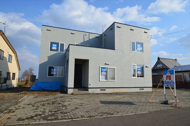 Local appearance photo