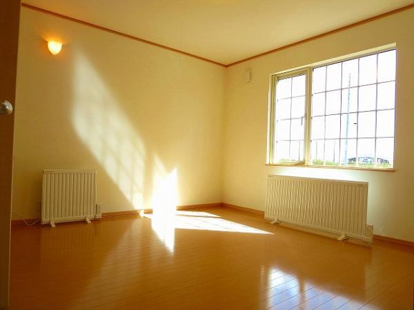 Non-living room. Western-style 8 pledge east