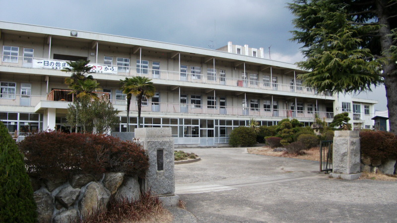 Junior high school. Futaba 1111m until junior high school (junior high school)