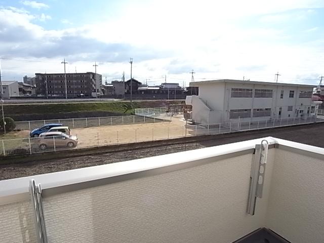 View photos from the dwelling unit